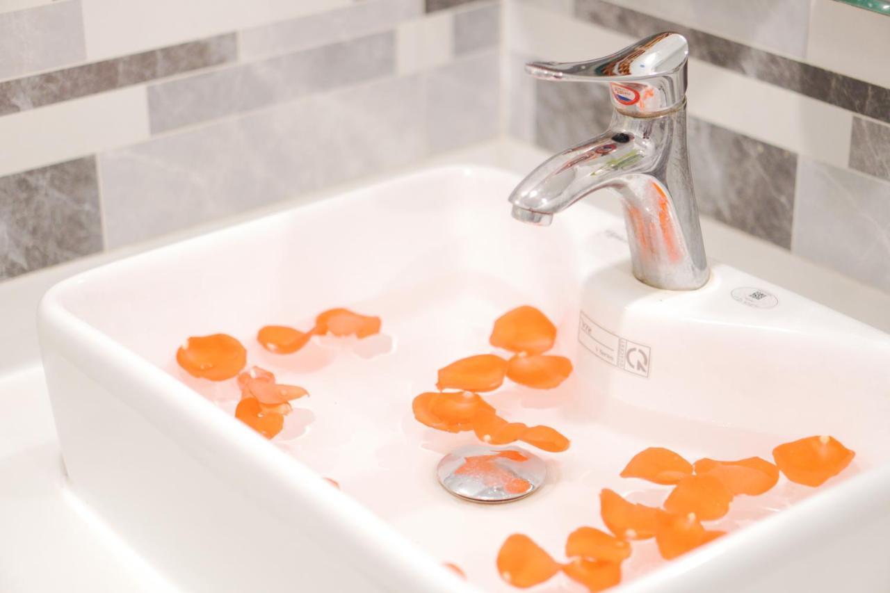 Kiss Hotel Tan Binh Bandar Ho Chi Minh Luaran gambar